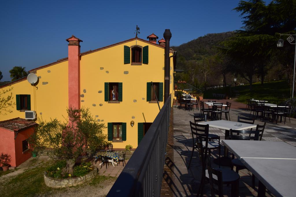 Agriturismo Podere Villa Alessi Cinto Euganeo Luaran gambar